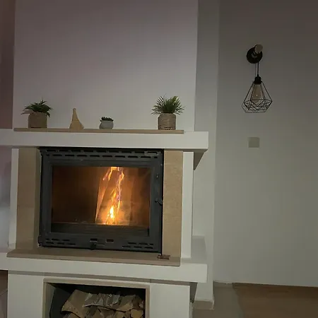 Nest By The Peaks In Banszko