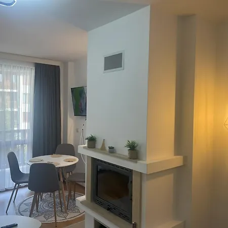 Nest By The Peaks In Apartman