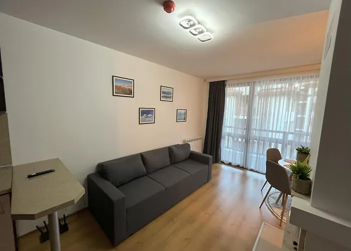 Apartman Nest By The Peaks In Banszko